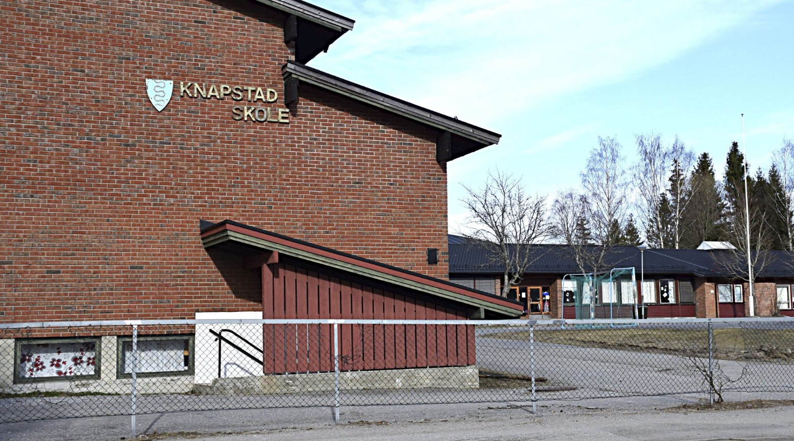 Knapstad barne- og ungdomsskole
